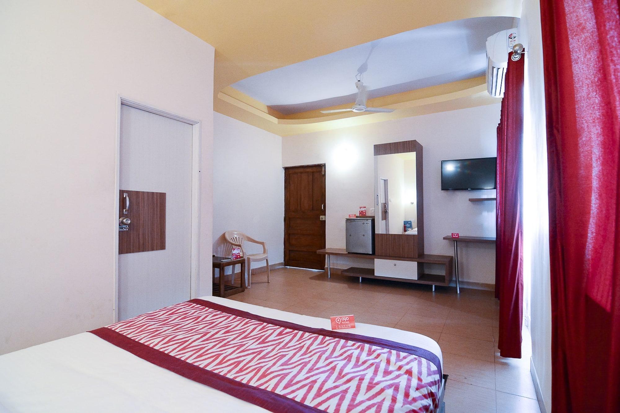 Hotel Q Lite Calangute Esterno foto