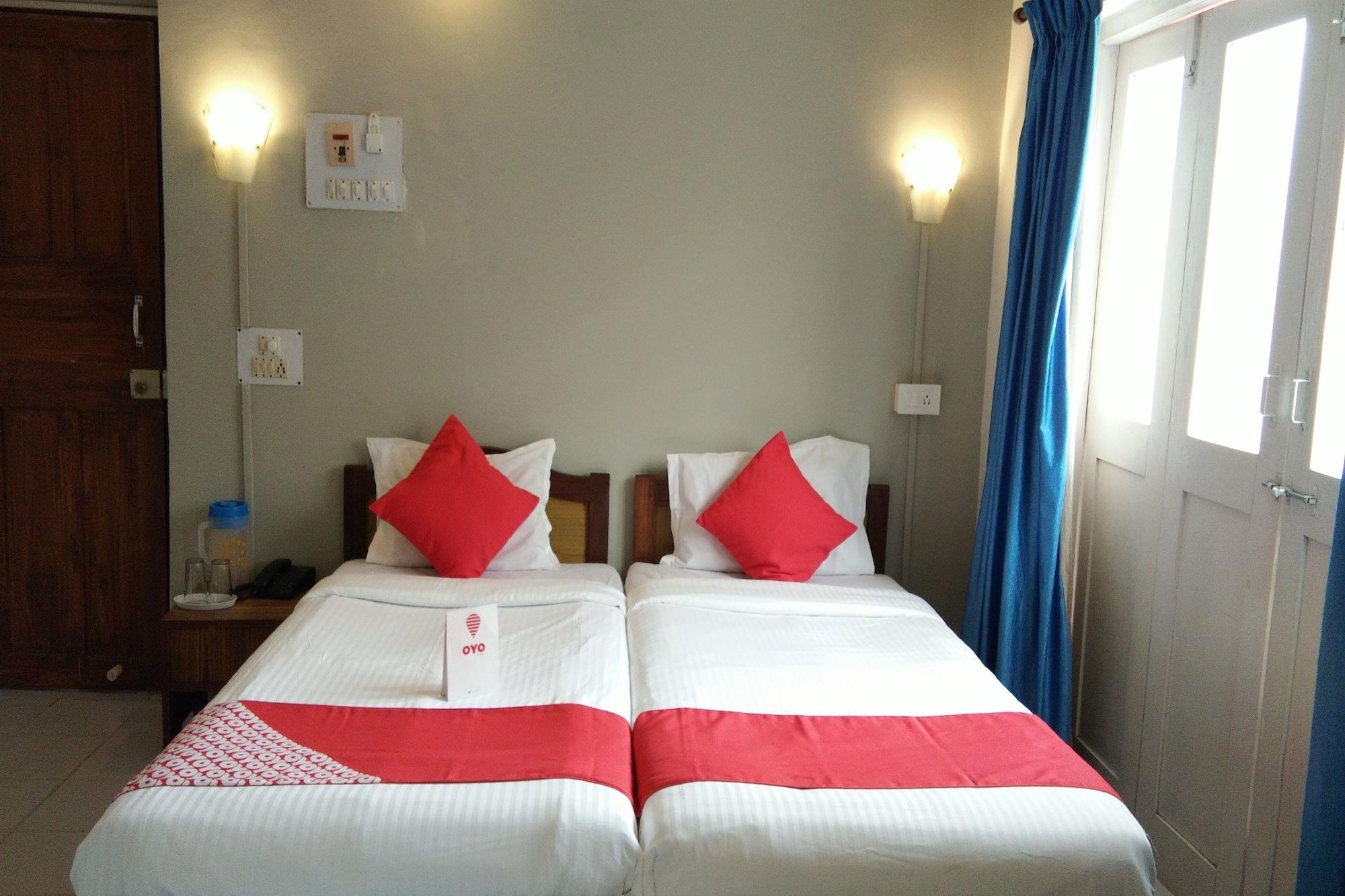 Hotel Q Lite Calangute Esterno foto