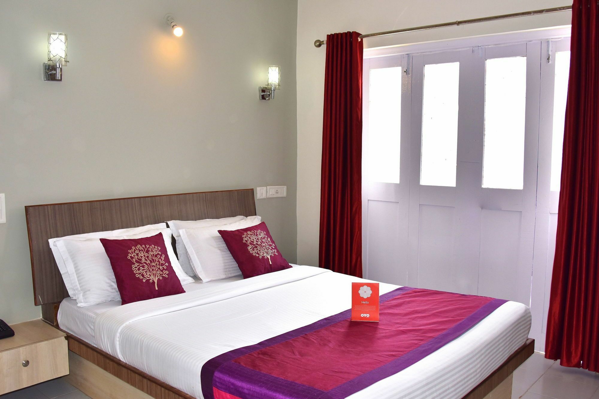 Hotel Q Lite Calangute Esterno foto