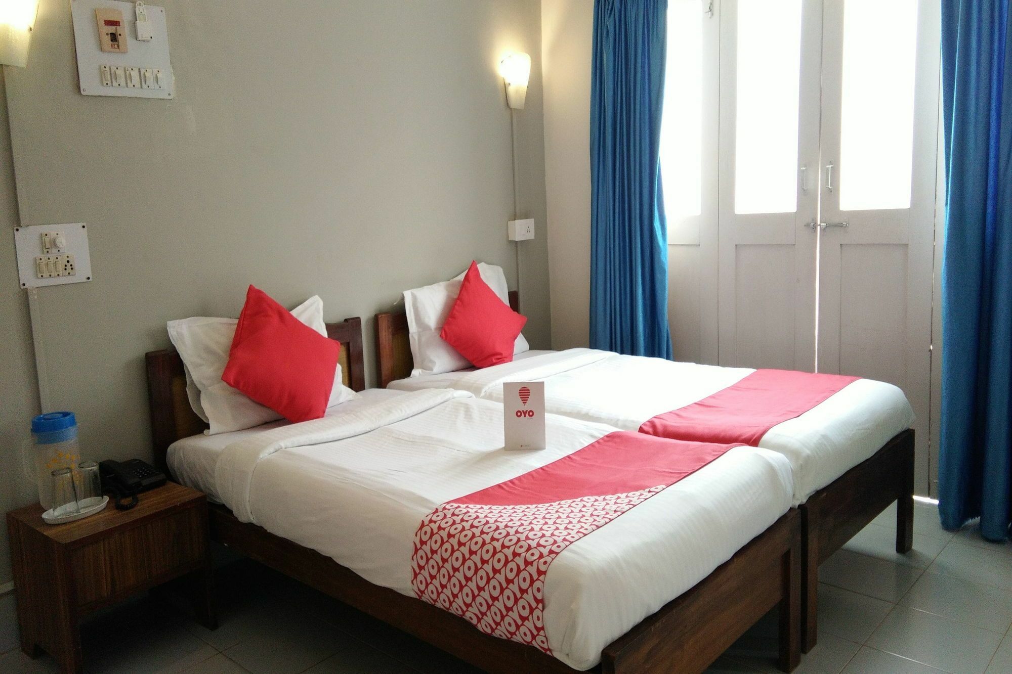 Hotel Q Lite Calangute Esterno foto
