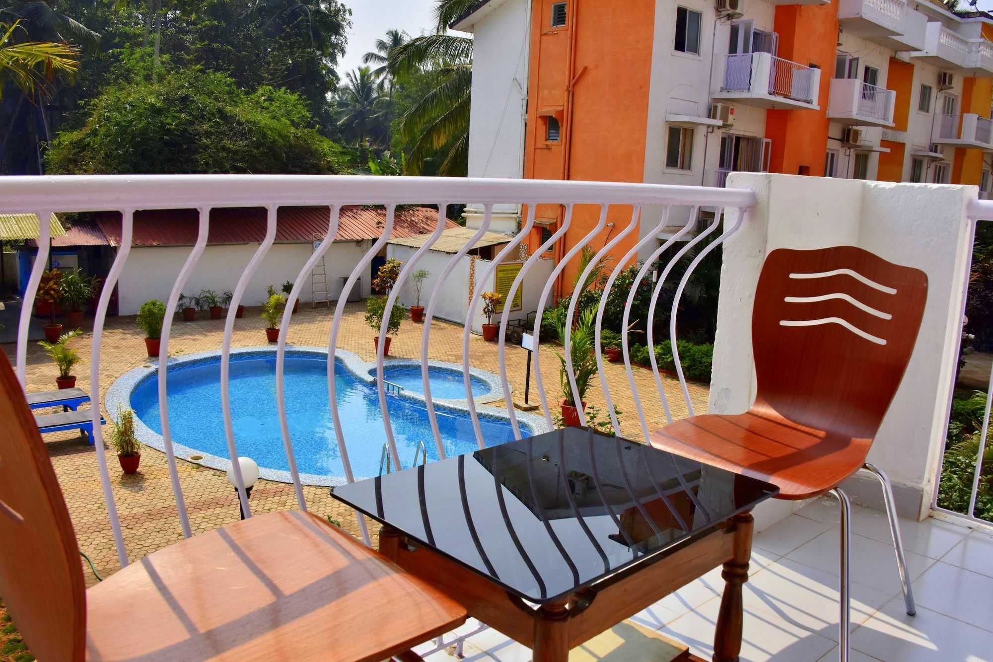 Hotel Q Lite Calangute Esterno foto
